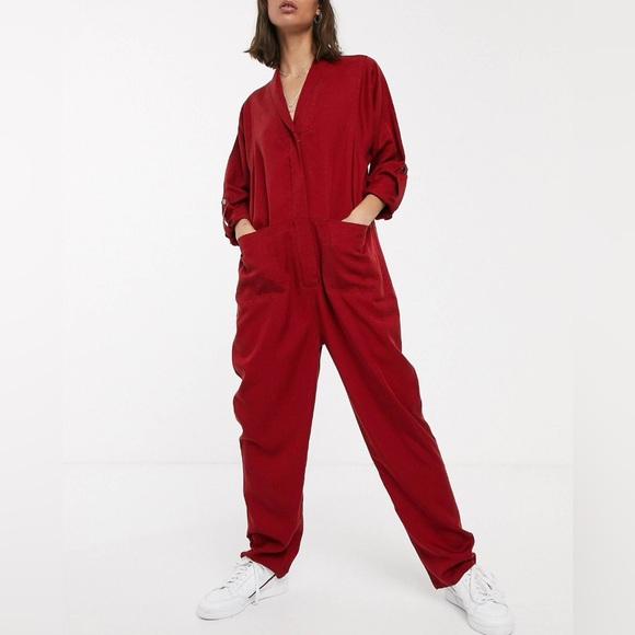 ASOS DESIGN red slouchy boilersuit with long sleeves - Picture 1 of 8